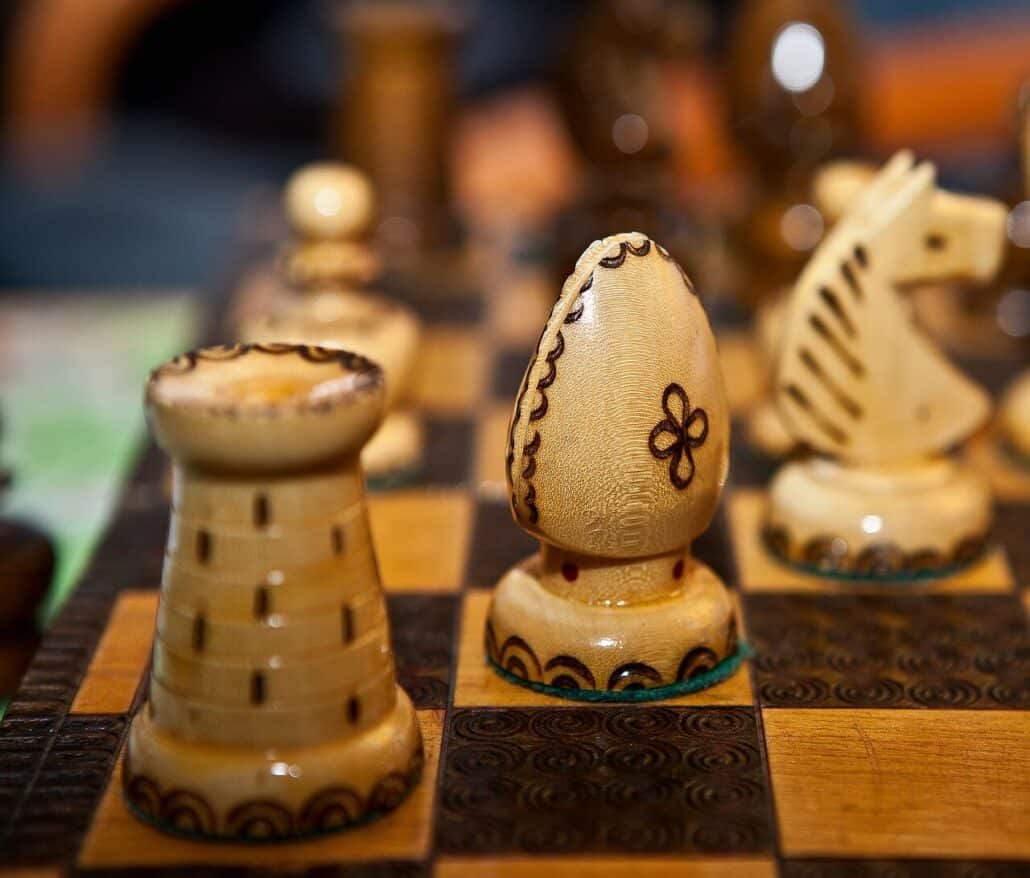 How to checkmate with a king and a bishop, how does the strategy