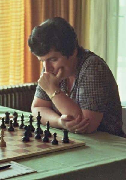 Grandmaster Chess on