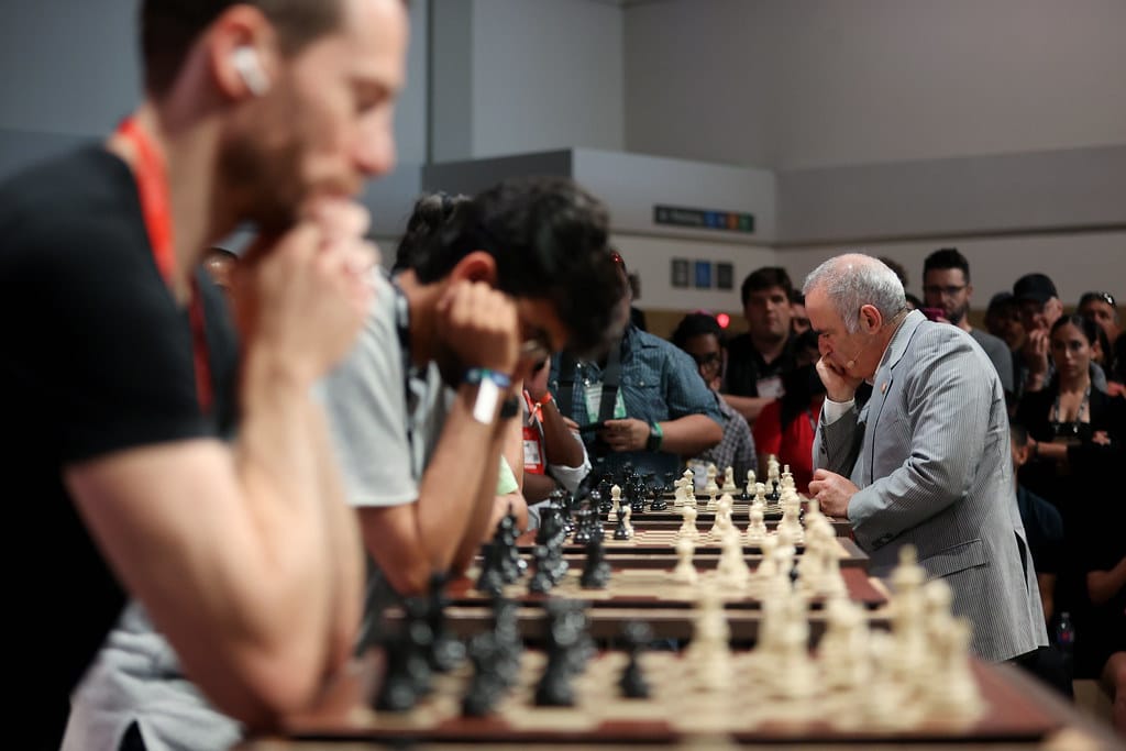 ▷ Kasparov chess: Kasparov's #1 site to transform you into an